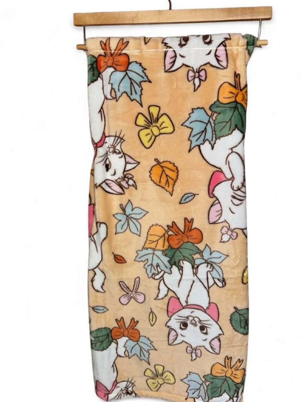 Disney Aristocats Marie Fall Plush Throw Blanket